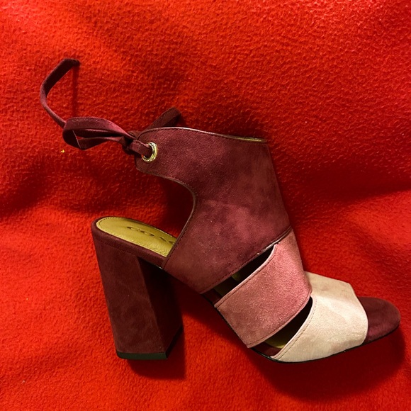 Coach Tri Color Block Hill Sandals - Picture 6 of 8